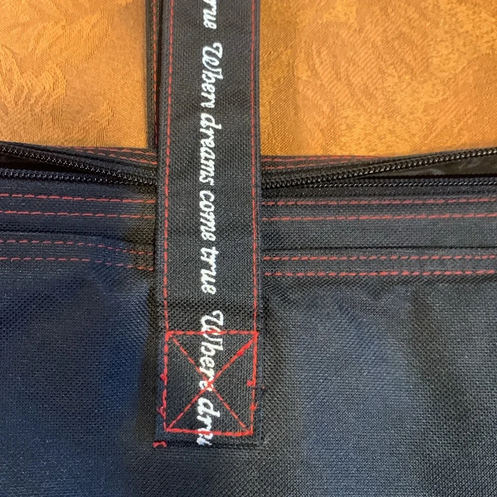 WALT DISNEY WORLD Tote - Picture 4 of 7